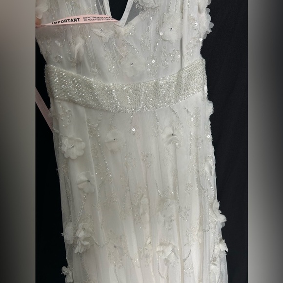 MAC DUGGAL 70275 NWT Embellished Lace Up Flowy Gown - Picture 6 of 7